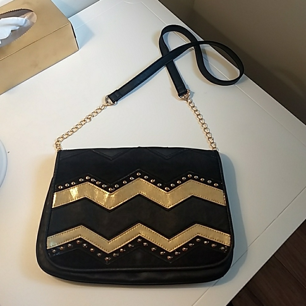 Flap Purse gold and black